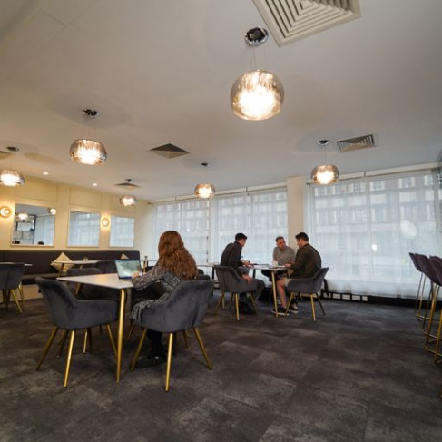 Office: Meridien House, 42 Upper Berkeley Street, London, W1H 5PW