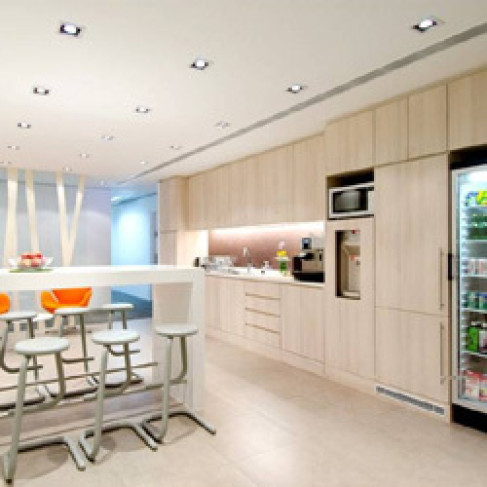 Office: Admiralty Centre Tower II - Admiralty, Hong Kong