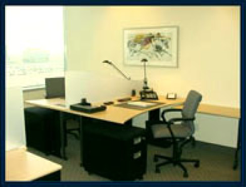 Office: Airport Centre Mississauga, Toronto, L4W