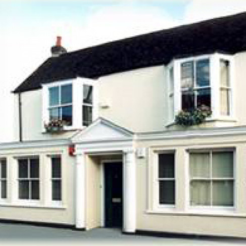 Office: Barnes Business Centre, Barnes High Street, London, SW13
