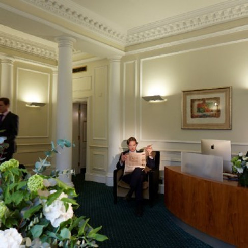 Office: Berkeley Square - W1, London, W1J