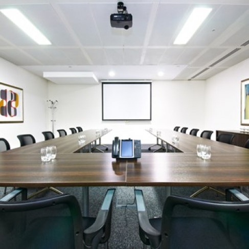 Office: Bishopsgate, London, EC2M