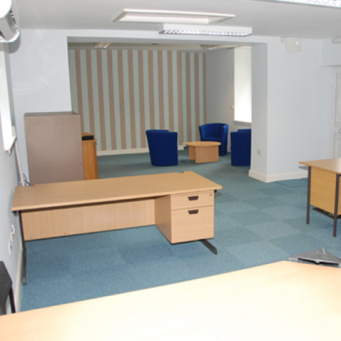 Office: Blackburn Business Centre, Sheffield, S61