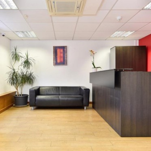 Office: Boston House, Wantage, Brentford, OX12