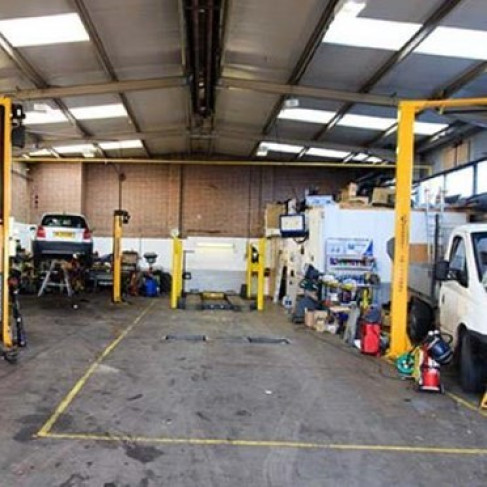 Office: Chamberlain Road, Hull, HU8