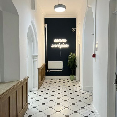 Office: Chelsea Chambers, 262a, Chelsea Chambers, London, SW10 9EL