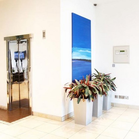 Office: Temple Meads, CityPoint, Bristol, BS1 6PL