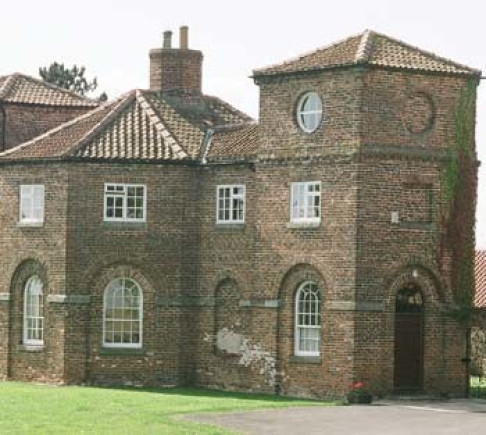 Office: Crabtree Hall Business Centre, North Allerton, DL7