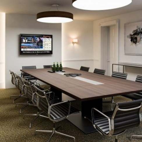 Office: Curzon Street, London, W1J