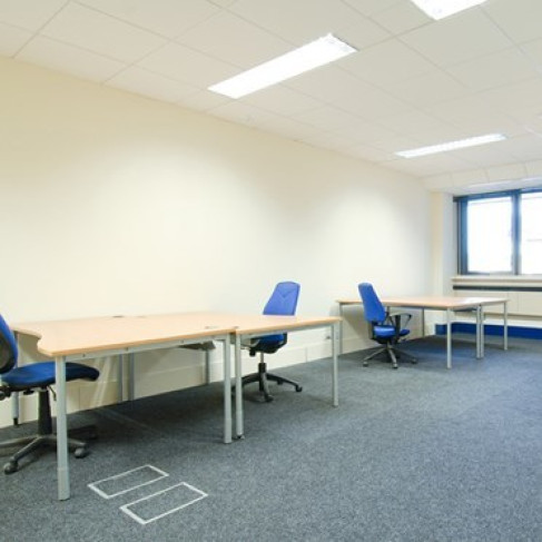 Office: Fishponds Road, Wokingham, RG41