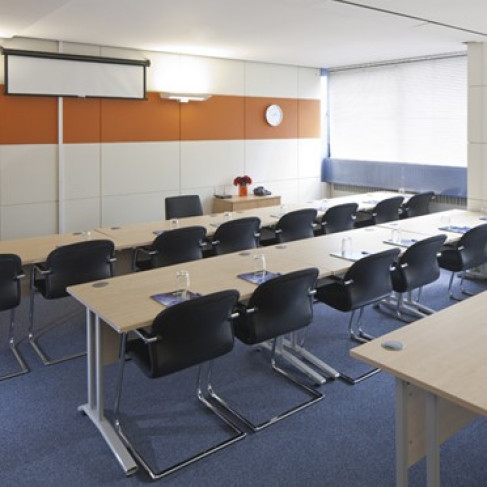 Office: Fleming Way, Swindon, SN1