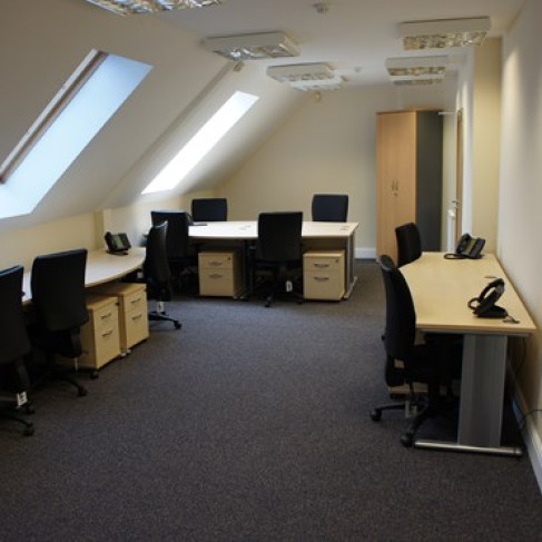 Office: Foxhall Business Centre, Nottingham, NG7