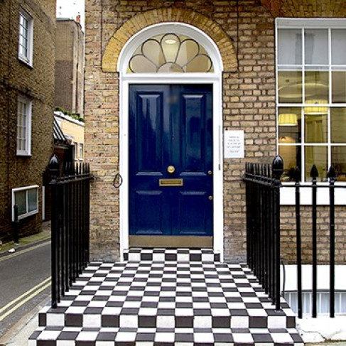 Office: George Street, London, W1H