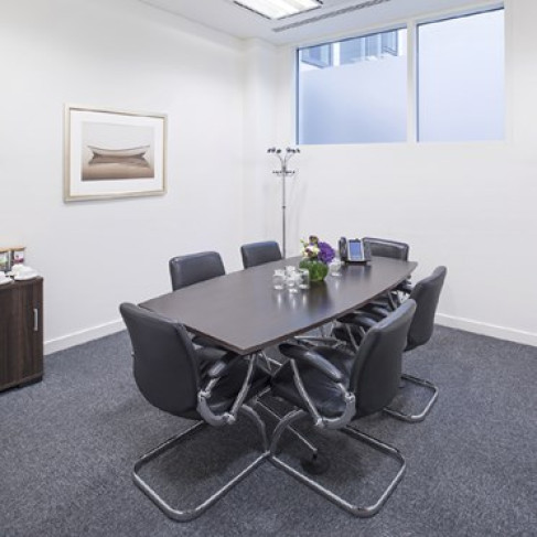Office: Gracechurch Street, London, EC3V