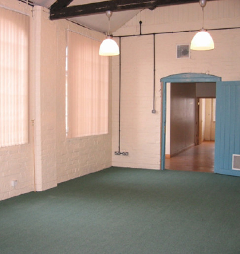 Office: Graphic House, Hinckley, LE10