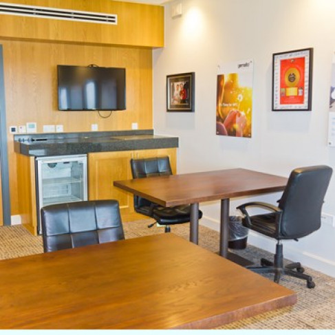Office: Greenlands Lanes, London, NW4