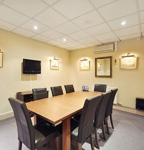 Office: Ironmonger Business Centre, Ironmonger Lane, London, EC2V