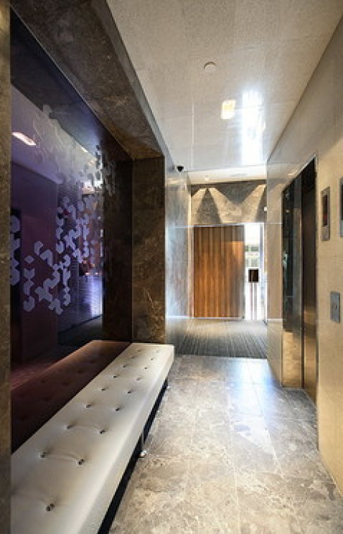 Office: Izi Central, Hong Kong, 852