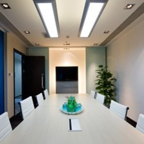 Office: Jinghua South Street, Beijing, 100020