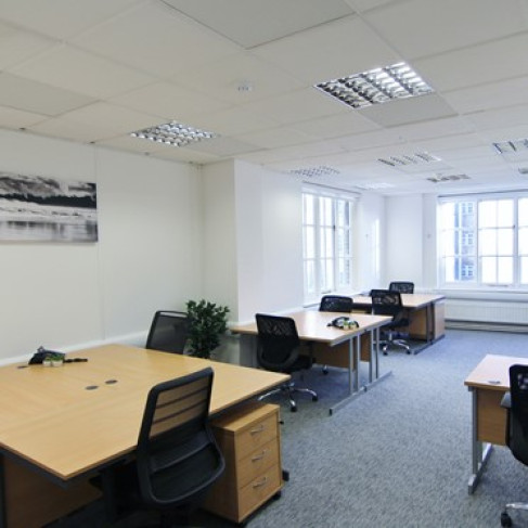 Office: Kensington Church Street, Vicarage House, London W8 4DB