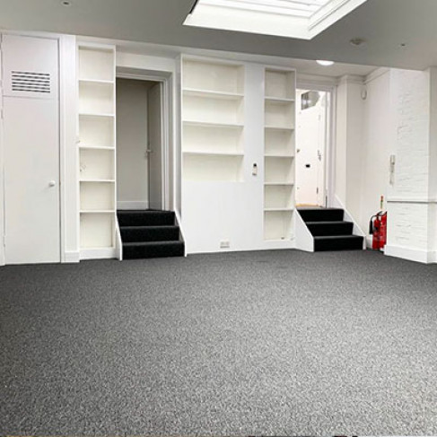 Office: King's Road, 559a King's Roa, London, SW6 2EB