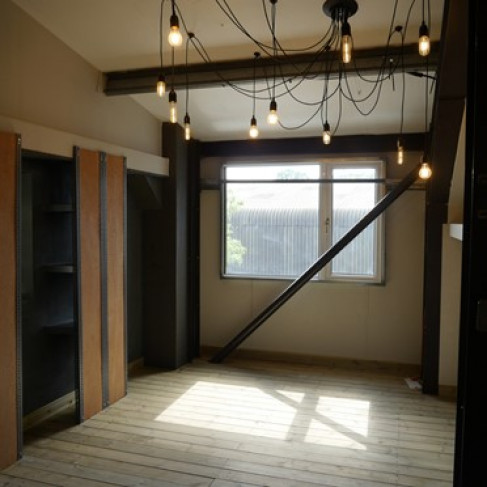 Office: Kingsmill Industrial Estate, Cullompton, EX15