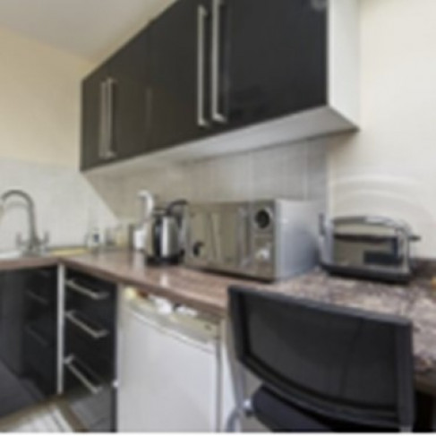 Office: Kirkdale, Sydenham, London, SE26