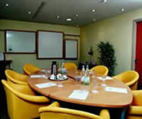 Office: La Defense - Colisee Paris, Courbevoie Cedex, 92419