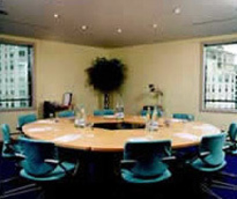 Office: La Defense - Colisee Paris, Courbevoie Cedex, 92419