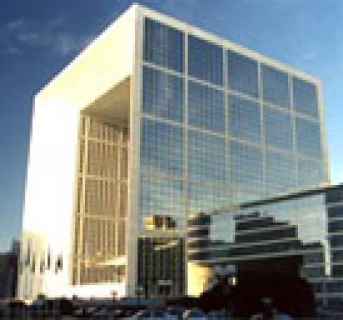 Office: La Defense- Grande Arche, Paris, 92044