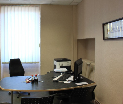 Office: Place Winston Churchill, Limoges, 87000