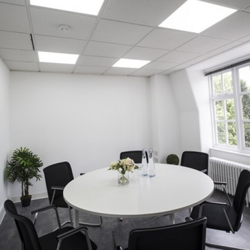 Office: King's Cross, Hamilton House, London, WC1H 9BB