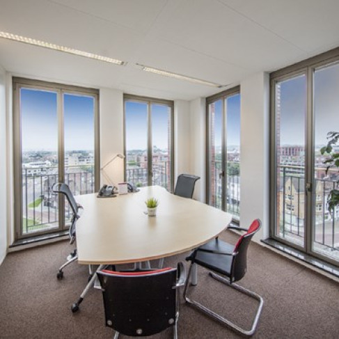 Office: City Centre, Stationsplein 8-K, Maastricht, 6221 BT