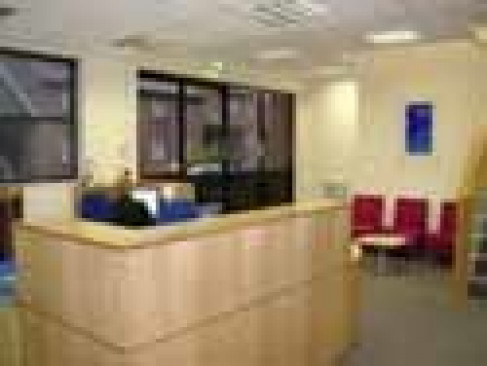 Office: Maxet House, Luton, LU1