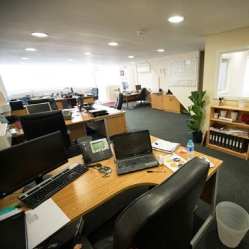Office: MKOne Business Centre, Milton Keynes, MK1