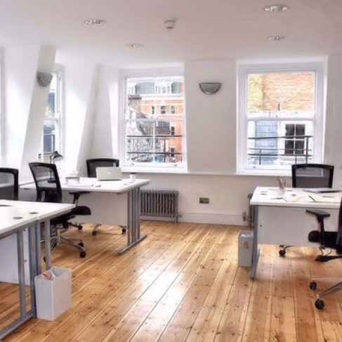 Office: Neal&rsquo;s Yard, Seven Dials, London, WC2H