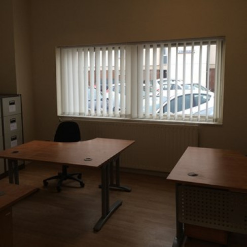 Office: Northampton Business Centre, Northampton, NN1