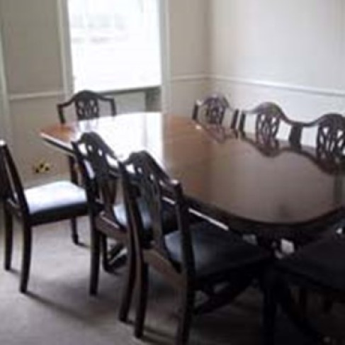 Office: Old Chambers, West Street, Farnham, GU9