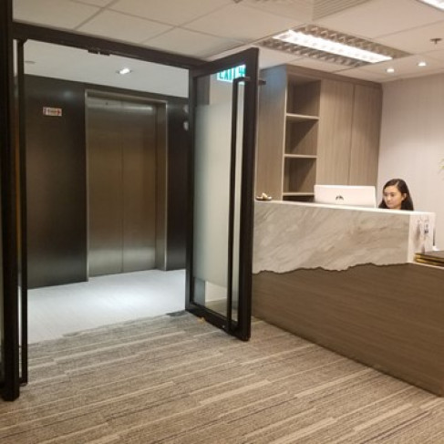 Office: Queens Road - HONG KONG