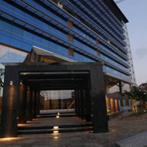 Office: Parinee Crescenzo, Mumbai, 560038
