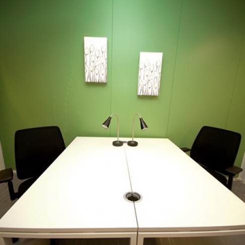 Office: Pihat&ouml;rm&auml;, Espoo, 02240