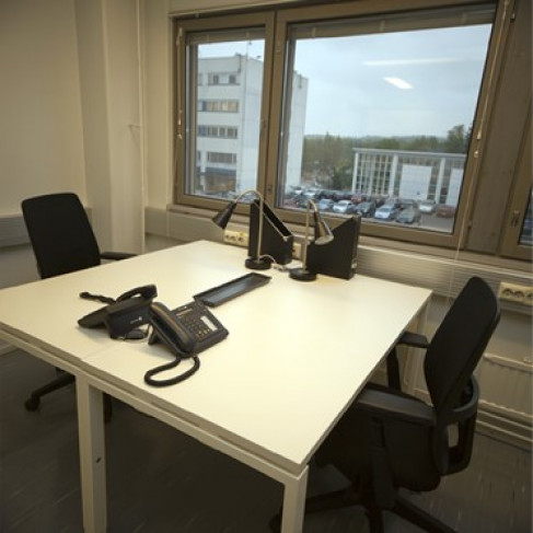 Office: Pihat&ouml;rm&auml;, Espoo, 02240