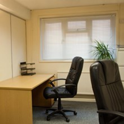 Office: Pipers Business Centre, Vale Road, Tonbridge, TN9