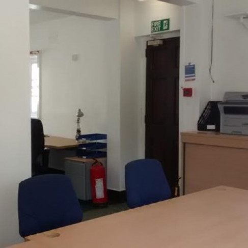 Office: Portsmouth Road - PO8, Waterlooville, P08