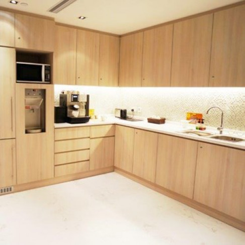 Office: Queen's Road Central, Hong Kong, Hong