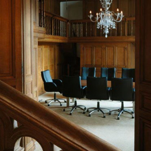 Office: Rue Beaujon, Paris, 75008