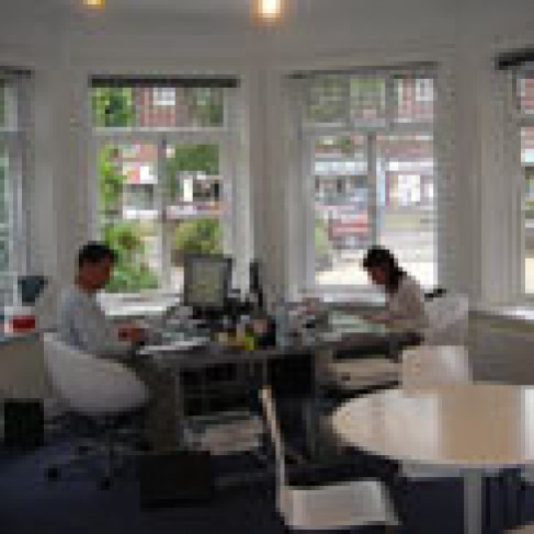 Office: Salisbury House Business Centre, Potters Bar, EN6