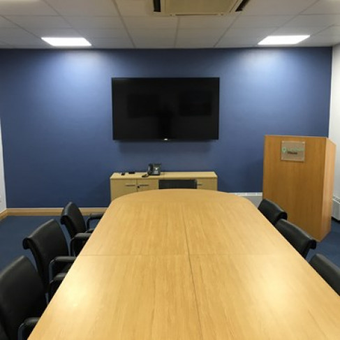 Office: Station Road, Hook, RG27