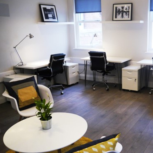 Office: Straford-Upon-Avon Business Centre, London, CV37