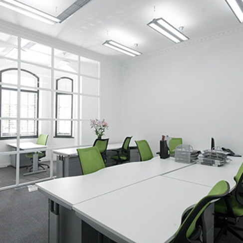Office: Tai Cang Road, Shanghai, 200021